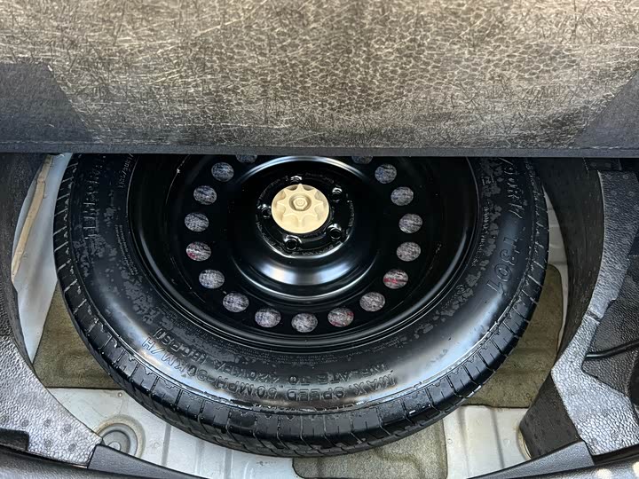 Фото 26 - Haval F7x