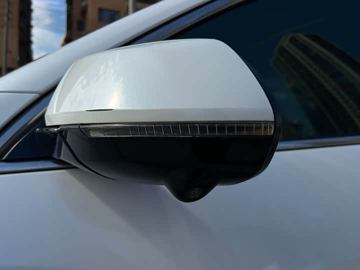 Фото 28 - Haval F7x