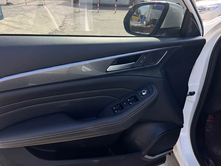 Фото 9 - Haval F7x