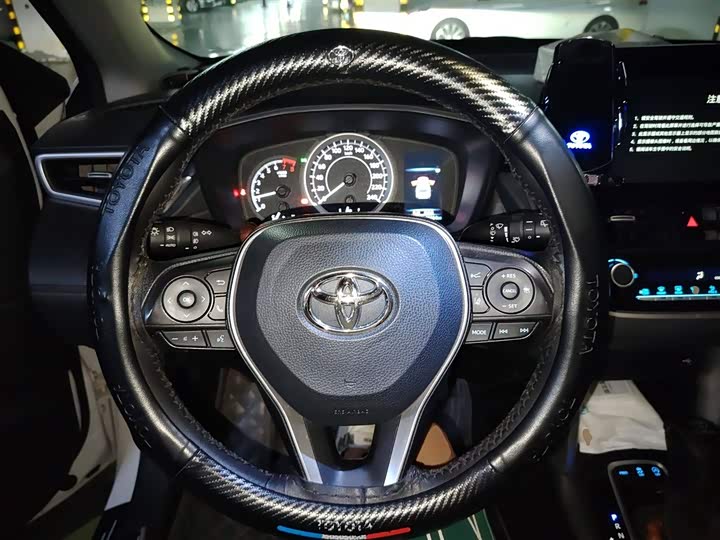 Фото 3 - Toyota Corolla Cross