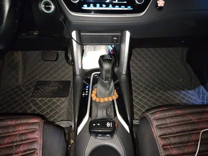 Фото 6 - Toyota Corolla Cross