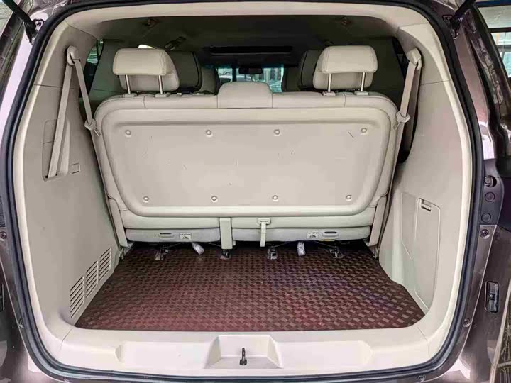 Фото 17 - Buick GL8 ES