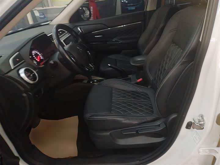 Фото 15 - Mitsubishi ASX