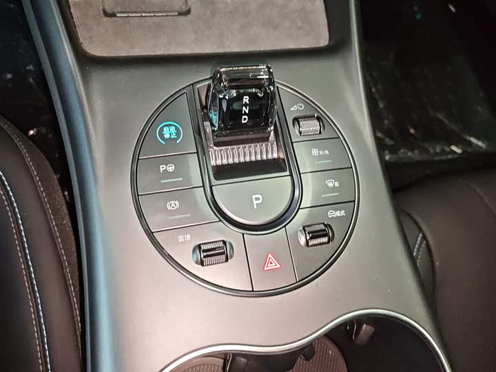 Фото 14 - BYD Seal