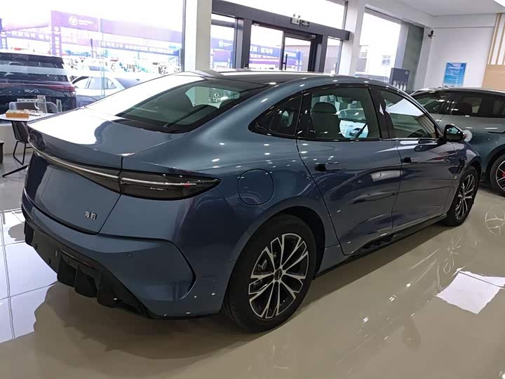 Фото 7 - BYD Seal