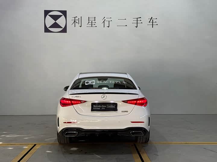 Фото 16 - Mercedes-Benz C-Class