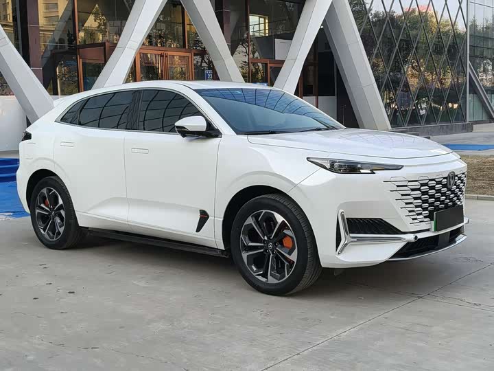 Фото 3 - Changan UNI-K Hybrid