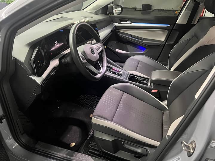 Фото 4 - Volkswagen Golf