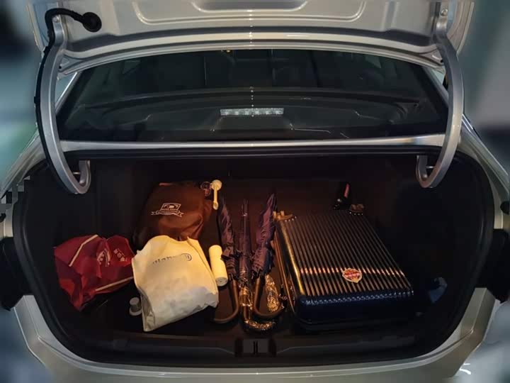 Фото 10 - Volkswagen Lavida