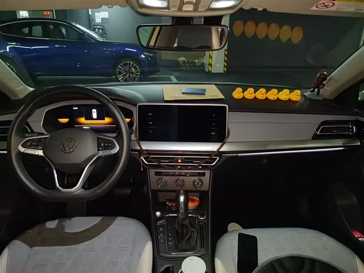 Фото 13 - Volkswagen Lavida