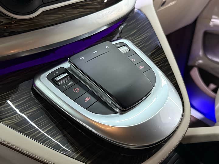 Фото 10 - Mercedes-Benz Vito