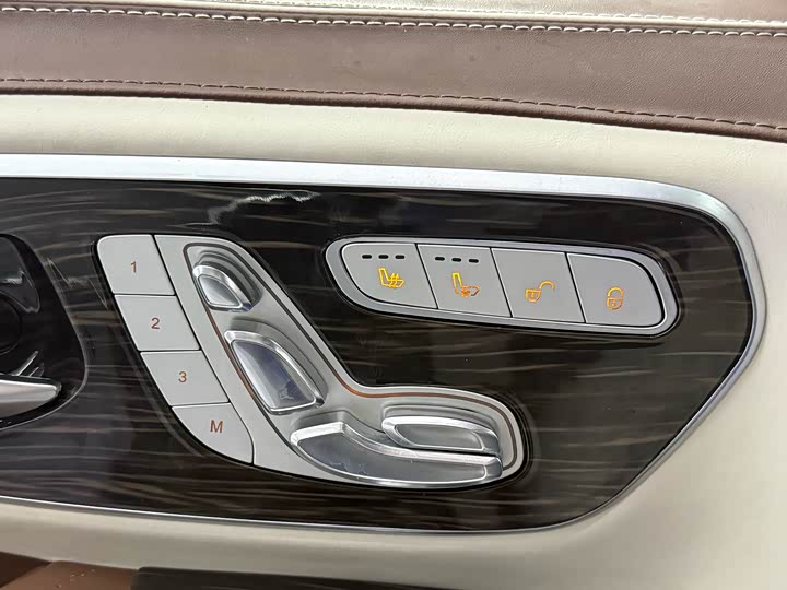 Фото 14 - Mercedes-Benz Vito