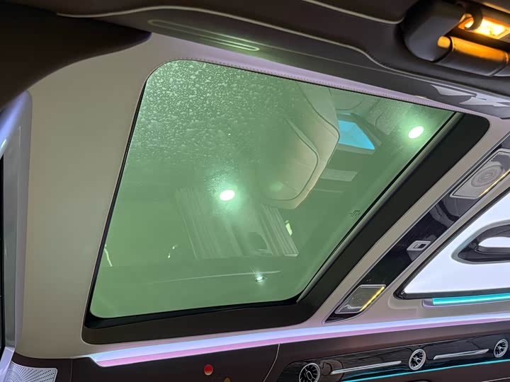 Фото 18 - Mercedes-Benz Vito