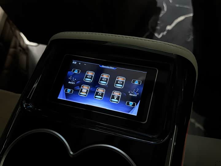 Фото 20 - Mercedes-Benz Vito