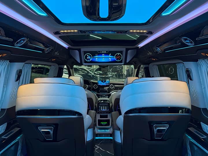 Фото 27 - Mercedes-Benz Vito