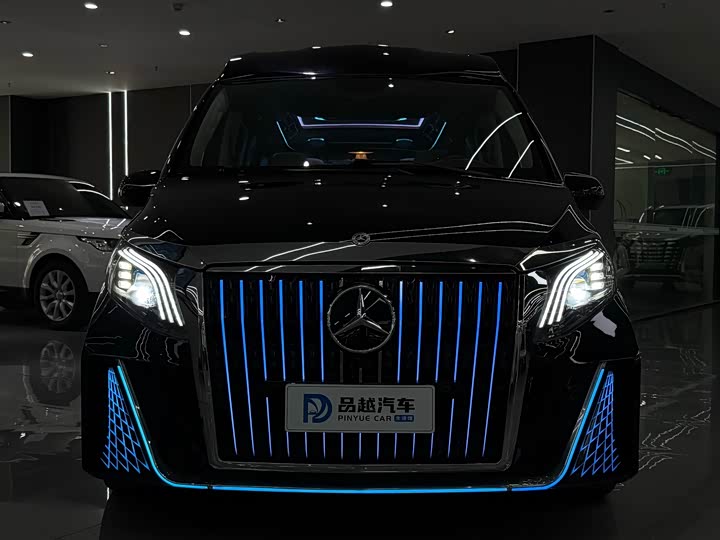 Фото 6 - Mercedes-Benz Vito