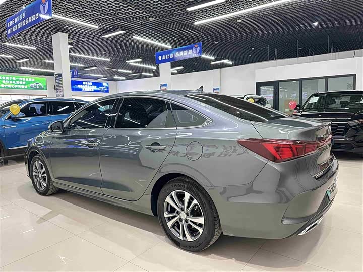 Фото 4 - Changan Eado Plus
