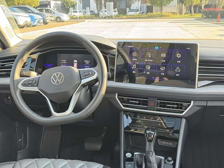 Фото 20 - Volkswagen Sagitar L