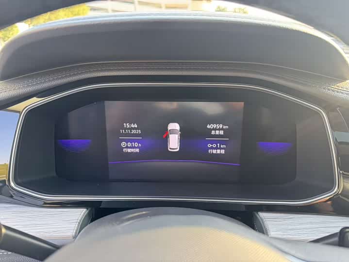 Фото 23 - Volkswagen Sagitar L