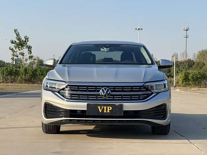 Фото 5 - Volkswagen Sagitar L