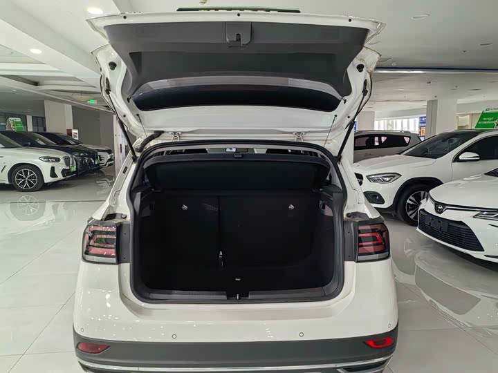 Фото 8 - Volkswagen T-Cross