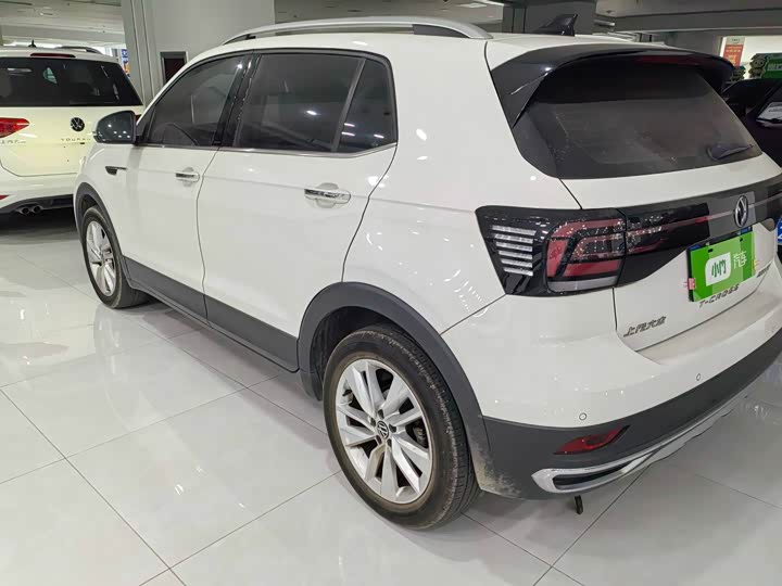 Фото 9 - Volkswagen T-Cross