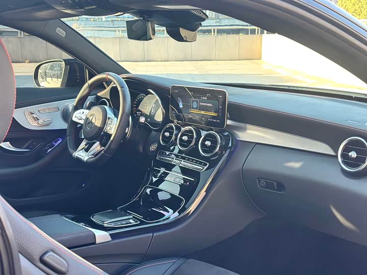 Фото 11 - Mercedes-Benz C-Class AMG