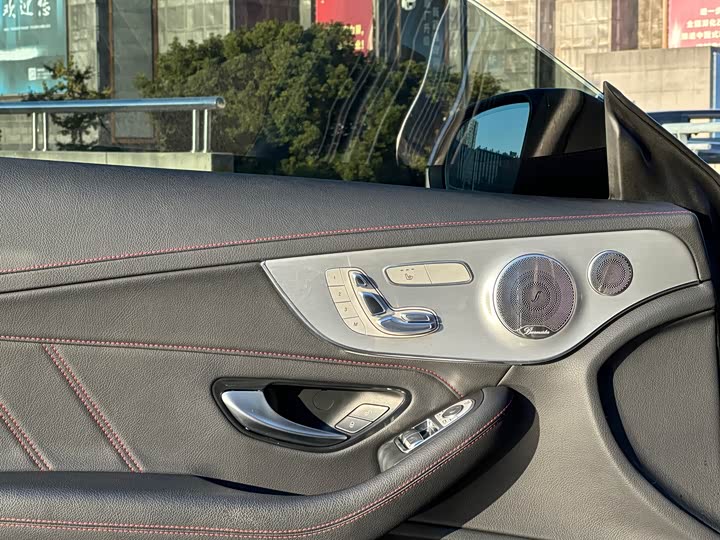 Фото 12 - Mercedes-Benz C-Class AMG