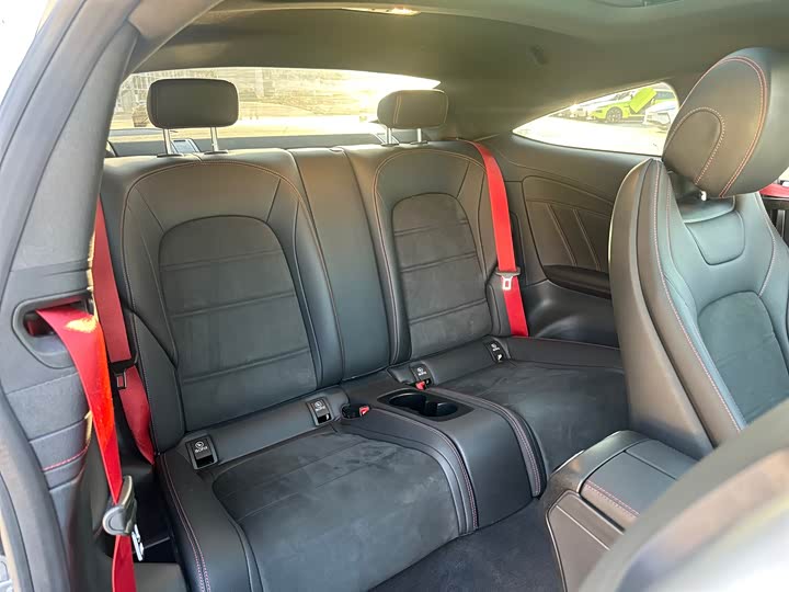 Фото 19 - Mercedes-Benz C-Class AMG