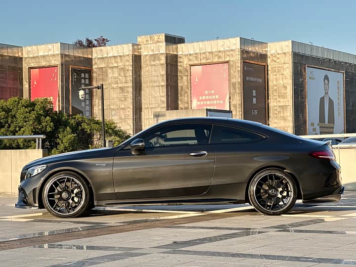 Фото 4 - Mercedes-Benz C-Class AMG