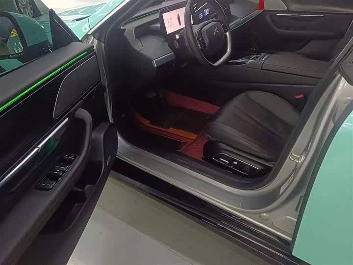 Фото 16 - XPeng P7