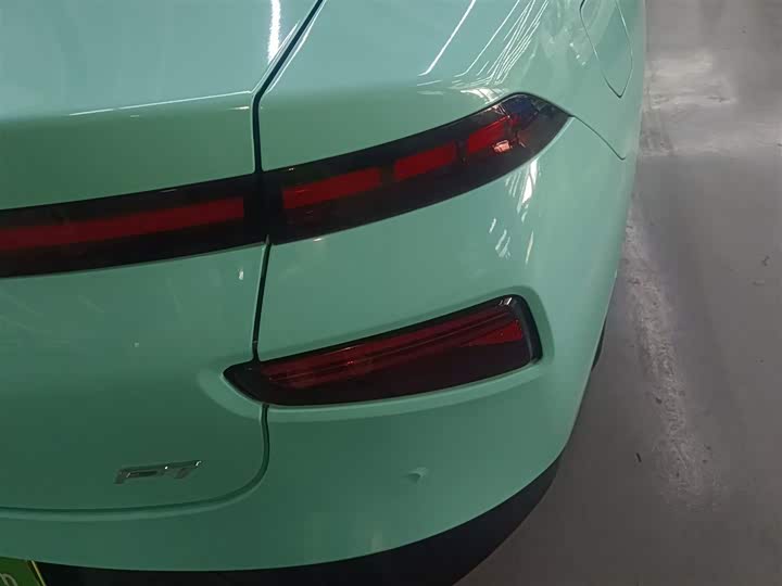 Фото 8 - XPeng P7