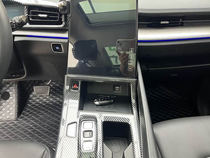 Фото 15 - Hyundai Custo