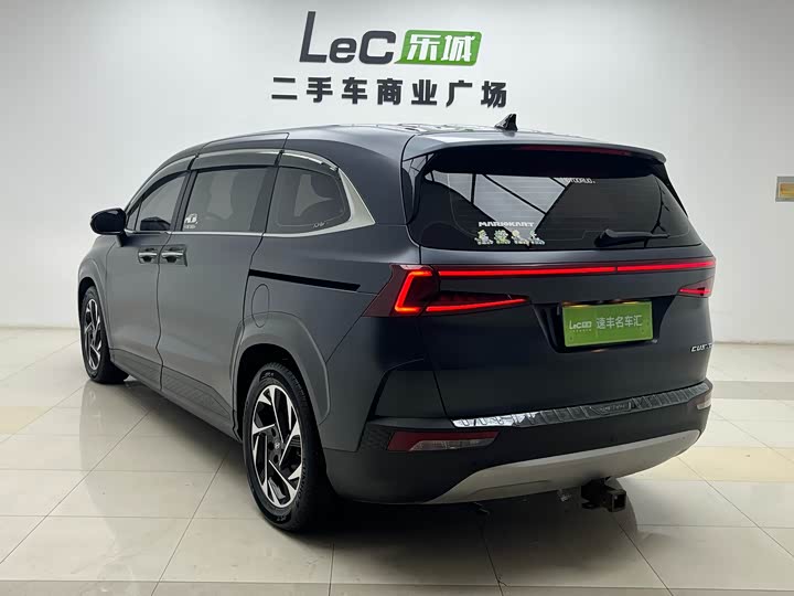 Фото 6 - Hyundai Custo