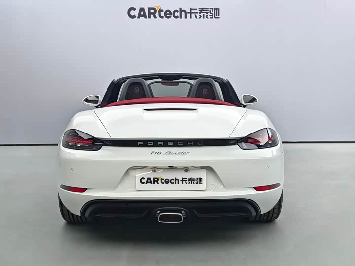 Фото 2 - Porsche 718