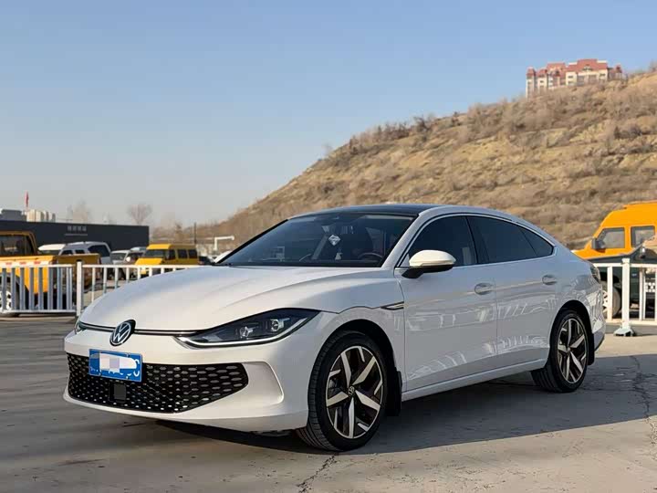 Фото 1 - Volkswagen Lamando L