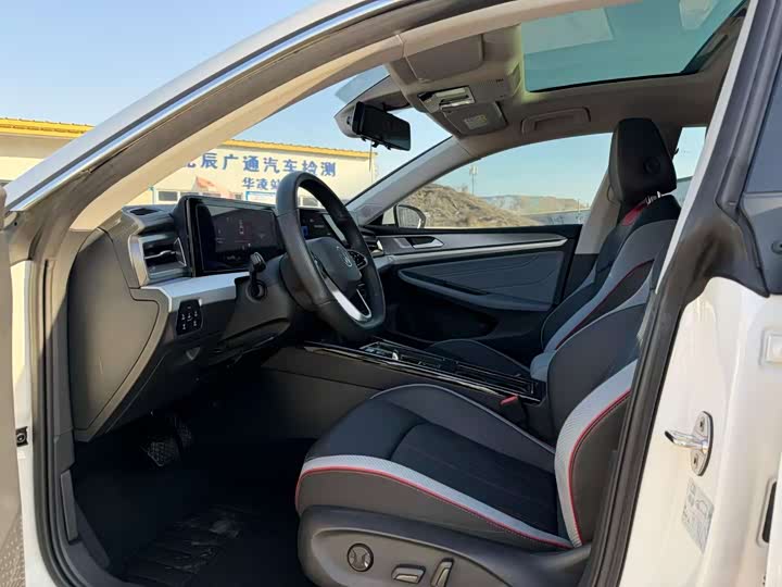 Фото 4 - Volkswagen Lamando L