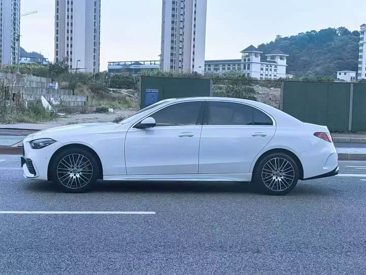 Фото 9 - Mercedes-Benz C-Class