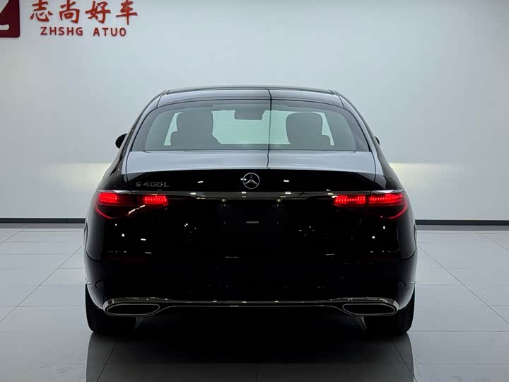 Фото 12 - Mercedes-Benz S-Class