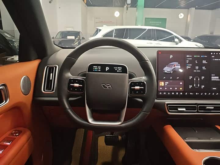 Фото 11 - LiXiang L9