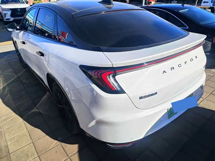 Фото 4 - BAIC Arcfox Alpha S