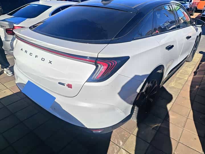 Фото 5 - BAIC Arcfox Alpha S