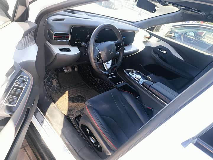 Фото 7 - BAIC Arcfox Alpha S