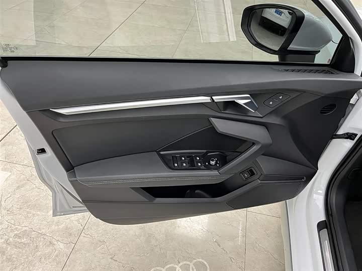 Фото 10 - Audi A3