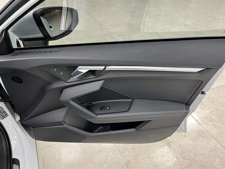 Фото 12 - Audi A3