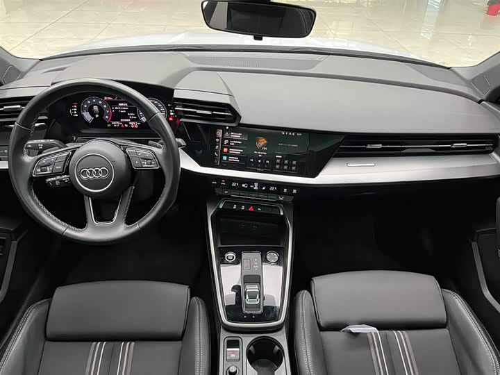 Фото 2 - Audi A3