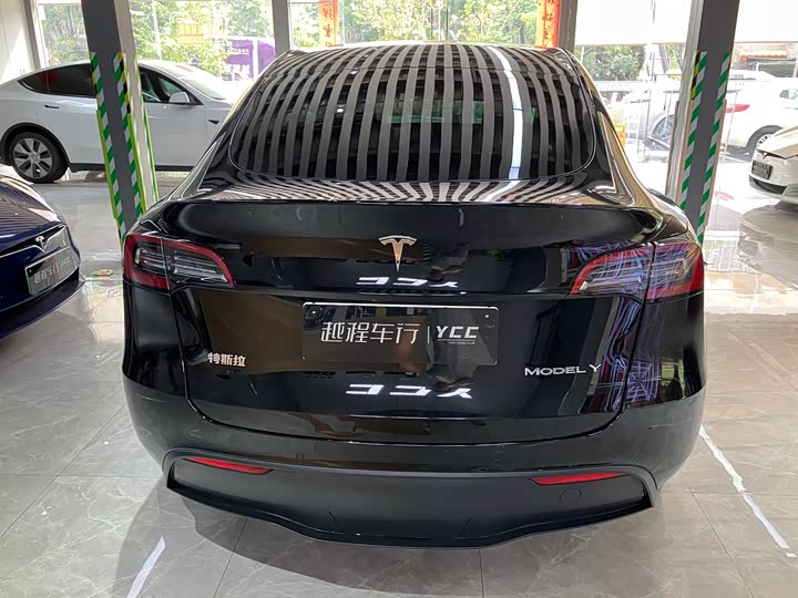 Фото 5 - Tesla Model Y