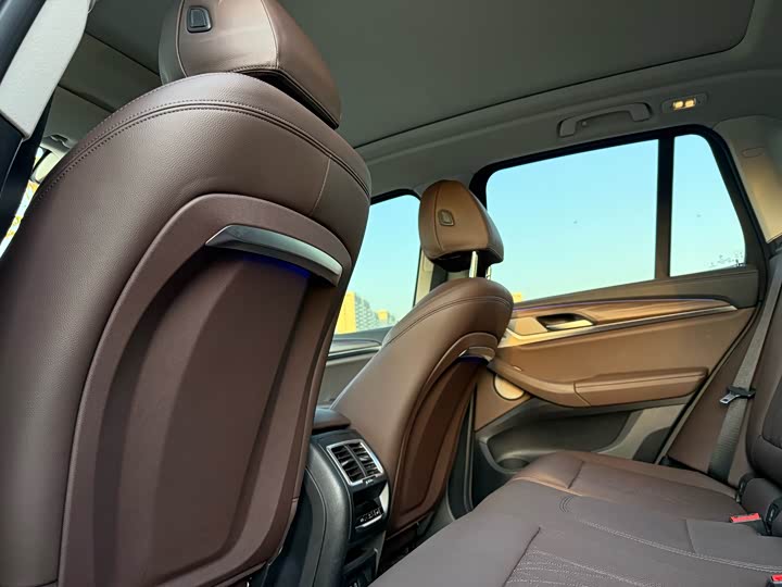 Фото 10 - BMW X3