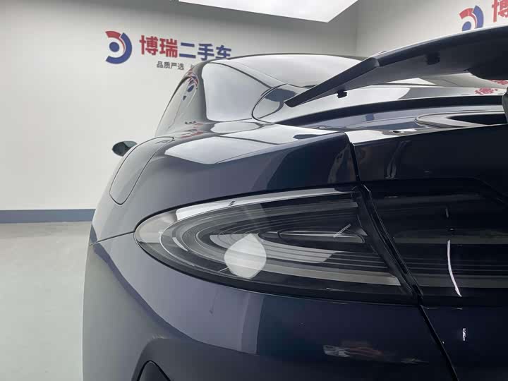 Фото 18 - Xiaomi SU7