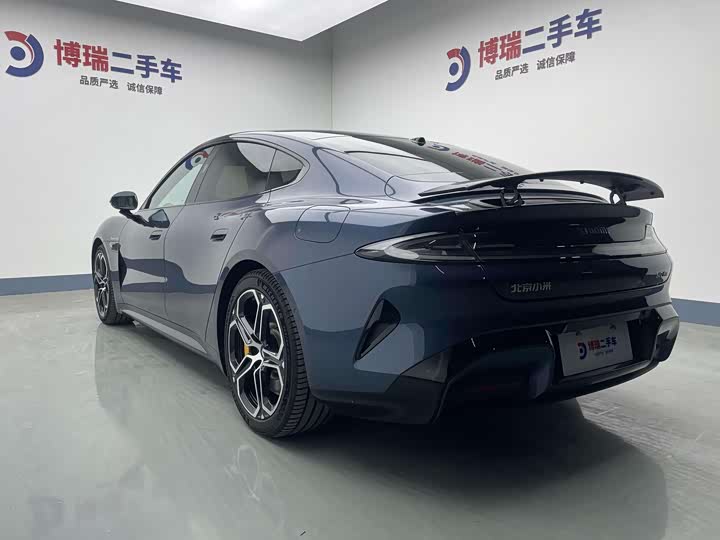 Фото 5 - Xiaomi SU7